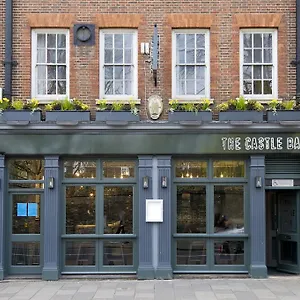 2* Couette-café The Castle Bar Only