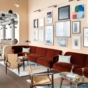 Turing Locke Hotel